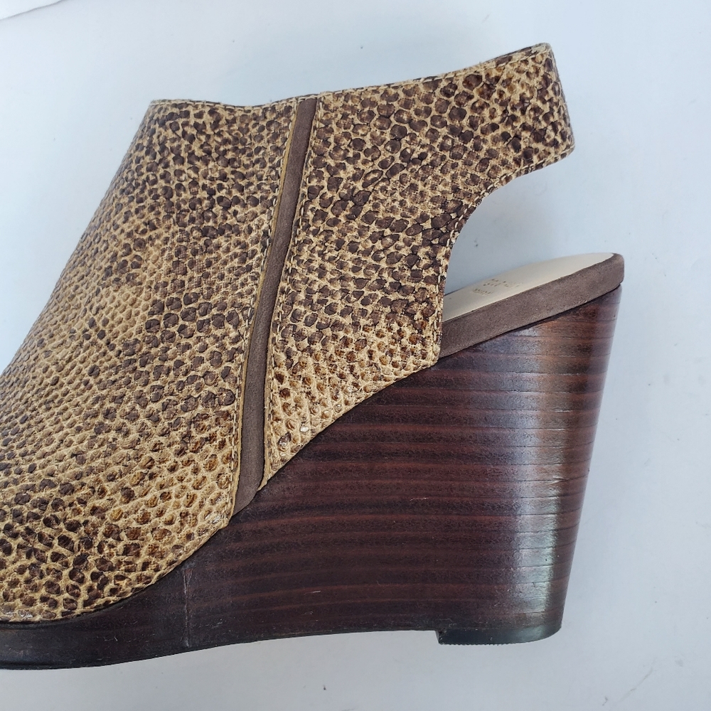 COLE HAAN Brown Snake Leather Peep Toe Bootie Wedge size 8.5 - Picture 8 of 16